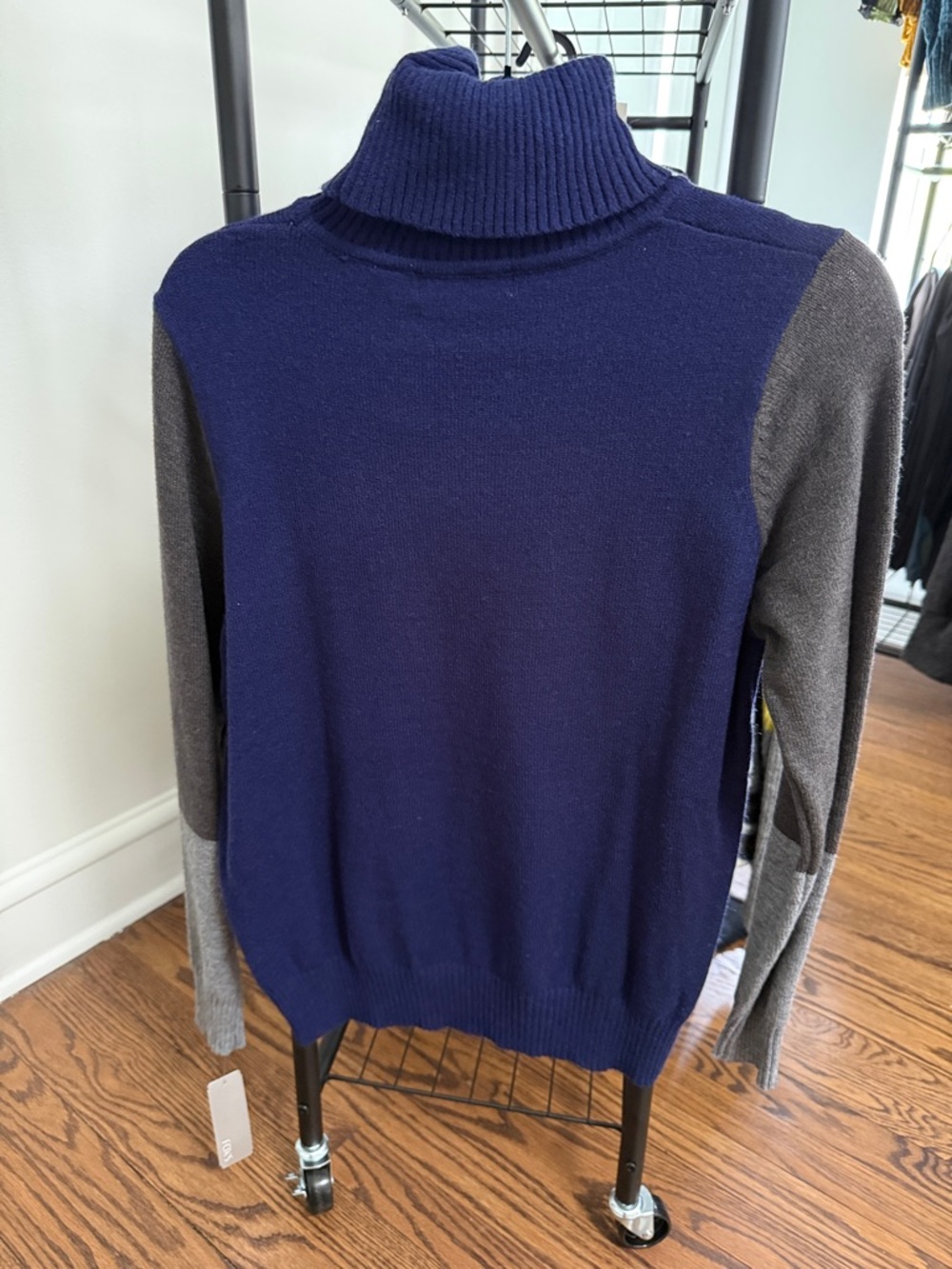 Patrizia Luca Navy and Charcoal Gray Turtleneck Pullover